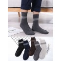 Men's 5 Pairs Socks Casual Socks Comfort Striped Plaid Checkered Solid Colored Medium Fall & Winter Multi color Black Gray